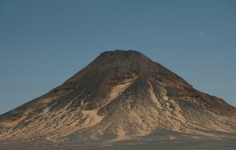 Exploring the desert From Cairo To Luxor - Code DCL4N1
