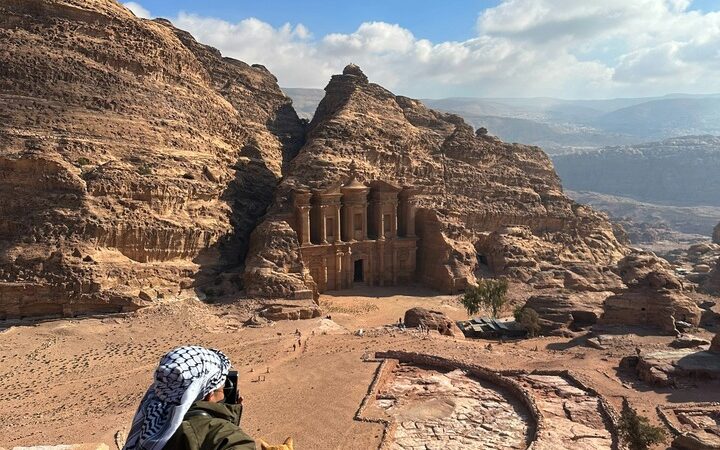 petra tour